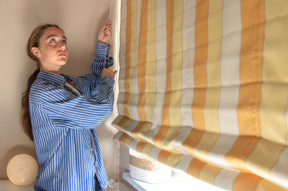 Natural Texture or Soft Elegance? Choosing Between Woven Wood Shades and Roman Shades