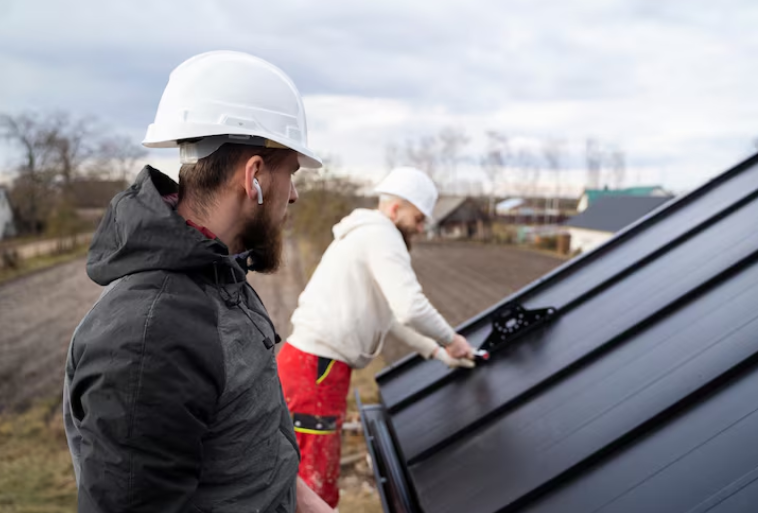 Comparing Roof Repair and Roof Replacement to Make the Right Decision for Your Home